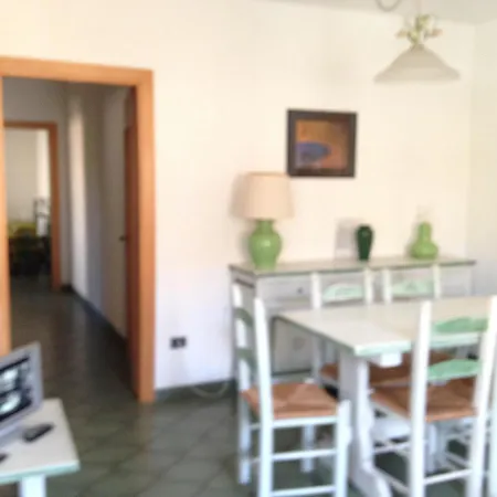 Girasole Sul Mare ,new Kitchen With Wash Disher , Air Conditioning, Garage Moto, 200 M From Centre, 300 M From ,wifi, Apartamento