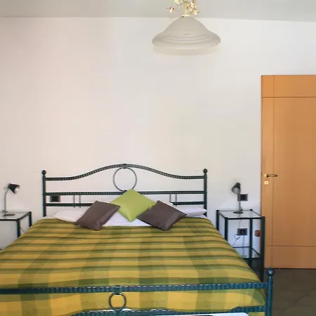 Apartamento Girasole Sul Mare ,new Kitchen With Wash Disher , Air Conditioning, Garage Moto, 200 M From Centre, 300 M From ,wifi, Santa Teresa Gallura
