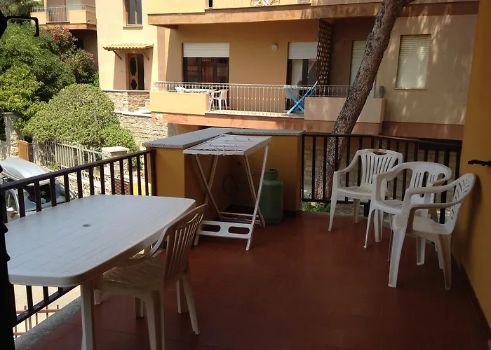 Apartamento Girasole Sul Mare ,new Kitchen With Wash Disher , Air Conditioning, Garage Moto, 200 M From Centre, 300 M From ,wifi, Santa Teresa Gallura