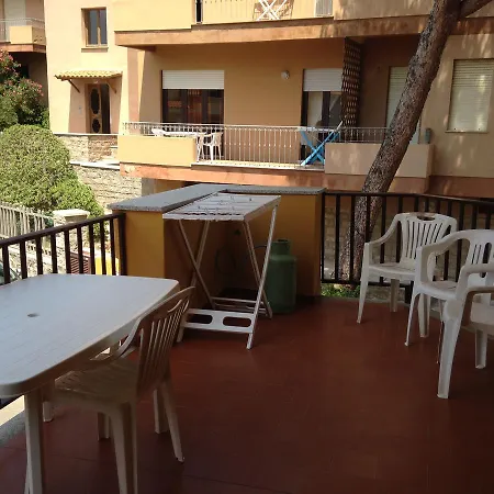 Lejlighed Girasole Sul Mare ,new Kitchen With Wash Disher , Air Conditioning, Garage Moto, 200 M From Centre, 300 M From ,wifi, Santa Teresa Gallura