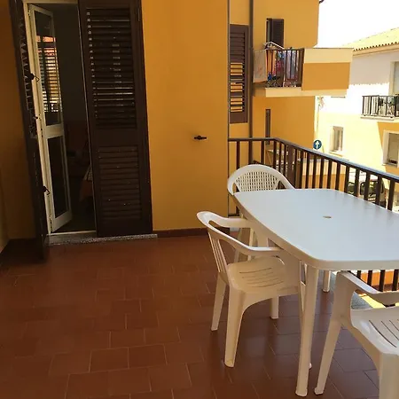Girasole Sul Mare ,new Kitchen With Wash Disher , Air Conditioning, Garage Moto, 200 M From Centre, 300 M From ,wifi, アパート *